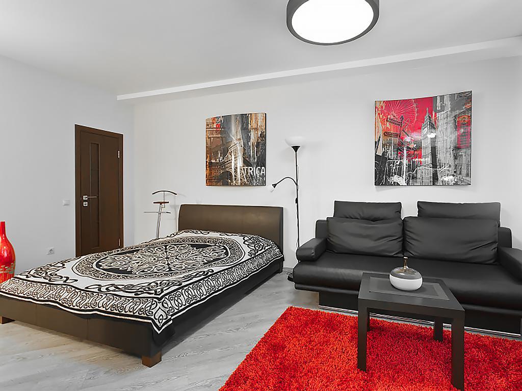 Swedish Studio At Myasnikova Apartment Minsk Bilik gambar